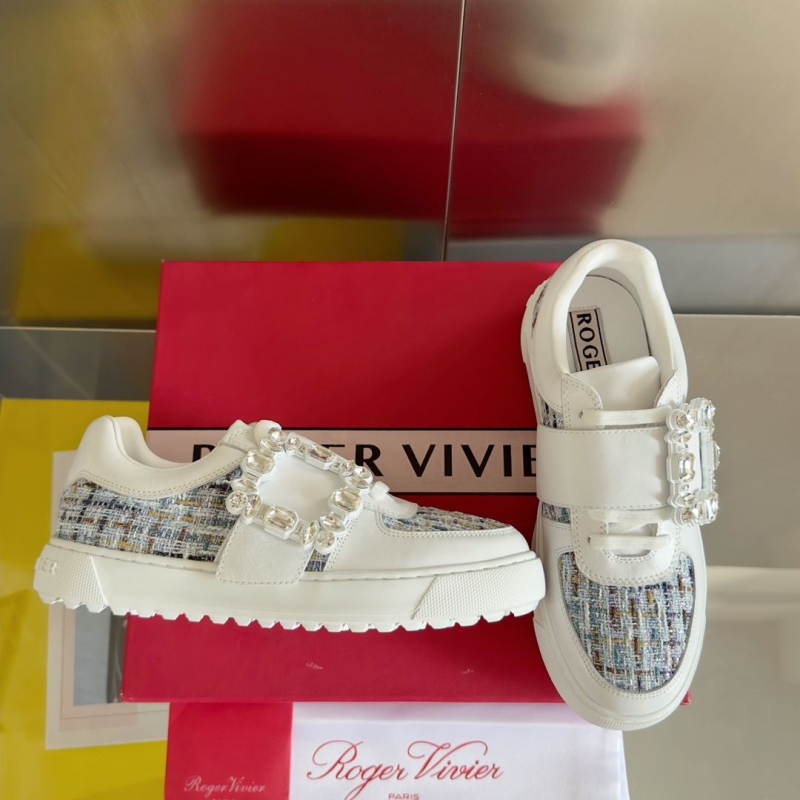 Roger Vivier Casual Shoes